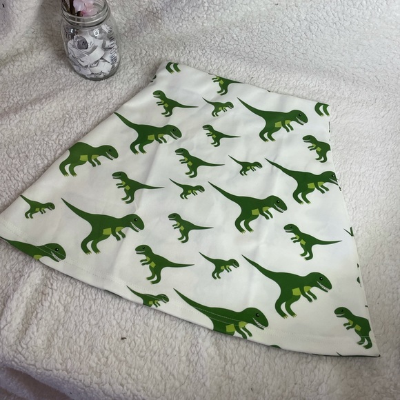 Dinosaur print Mini Skirt - Picture 2 of 3